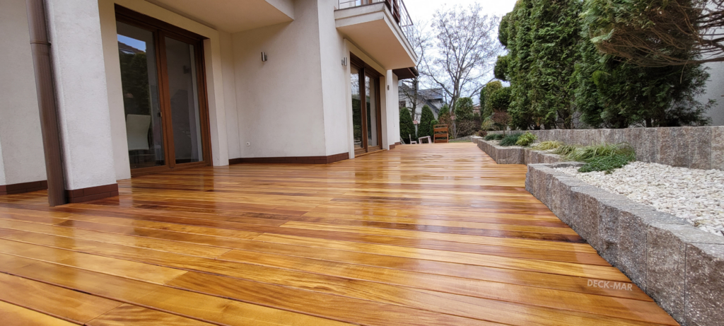 rustykalny styl tarasu